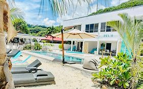 Pension Irivai Appartement Puatou 1 Chambre Bord De Mer